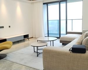 宝龙一城4室2厅2卫南朝向880.0万元/套出售