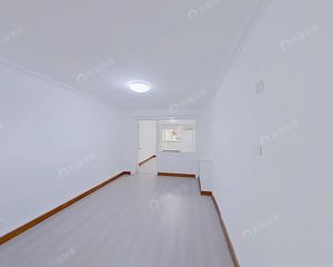 朝阳门内低楼层满五年2+1精装三室两厅两卫南北通透看房随时