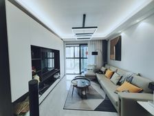 金隅大成郡二期(珑耀华庭) 3室2厅 南