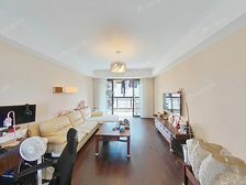 小区中间花园,位置嘎嘎好,南北通透,视野开阔,业主诚意出售。