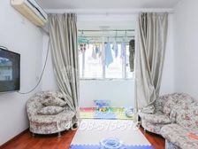 现代花园好房全新装修南北通透双卫采光好诚售