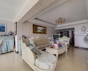 大东门华庭 3 房 155.57 方 品质小区 交通便利