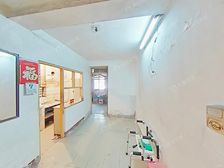 金桥国际旁 一梯两户 附送院子 看房随时 诚意出售可谈