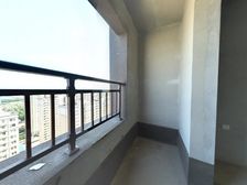 洛龙区公务员小区高楼层三房两厅带车位