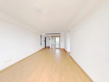 绿城滨河鸣翠 135平 清水装 采光视野好