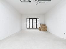 中建红杉溪谷 东区上叠 满五 毛坯新房。