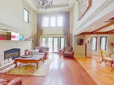 北五环,温哥华森林,边户独栋 南向客厅挑空 精装修好房。超值