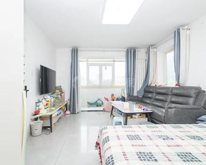 三环边电梯房,两室一厅,明厨明卫,婚房装修