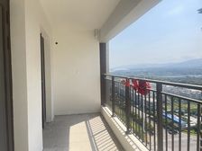 华耀城·佳兆业凤鸣水岸,通透三室毛坯房,业主诚心出售