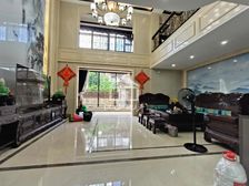 凤岭北 前后花园 豪装四层别墅