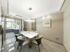 四眼碶贴隔壁,雍和苑 3室2厅,婚装带大露台,采光好!