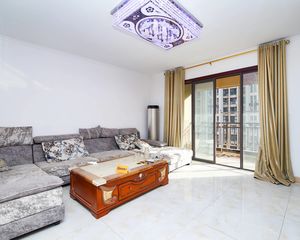 建业龙城北区 4室1厅 南