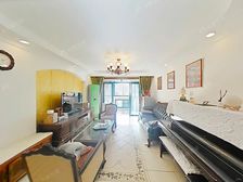 底楼复式上下两层,使用面积200平,有产权车位,轨交1号线!