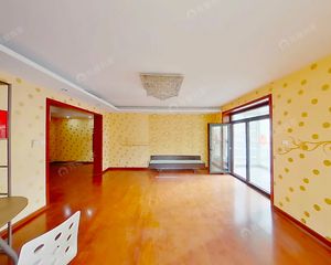 澳景花庭,六层洋房带电梯,正规四居室,南北通透,满套
