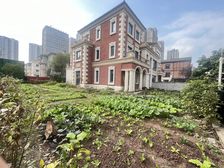 照母山紫檀稀缺双拼别墅,带350平米大花园,单层面积180平