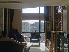 日湖花园4室2厅2卫南朝向698.0万元/套出售