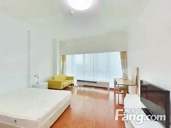 江苏路地铁站精装一房，无中介费，智能门锁，专业维修，保洁服务