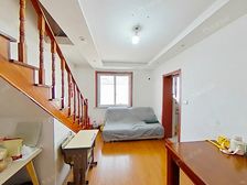 楼上两个卧室 一个卫生间曹路 ·顾唐路站