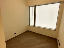 启德站-沄璟-低层户4房连工人房