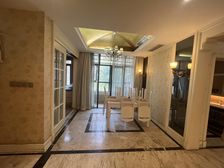 南北通透裕鸿世界港丽宫4室2厅豪华装修