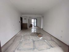 正南中建·滨水苑4室2厅精装修