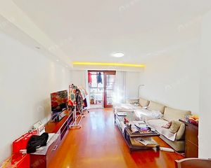 精装修三居室,中间楼层,满五v1,停车方便,产权清晰,诚意卖