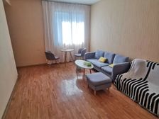 五江湾小区北区2室1厅1卫南朝向180.0万元/套出售