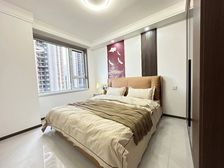 全明户型,四居室!明厨明卫精装拎包入住