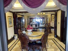 青秀万达广场(住宅)5房3厅 豪装 高层 视野开阔