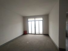 双轻轨旁边,清水大2房双卫,改善出售