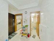 南北通全明两房,前排位置,近15号线DT 诚意出售