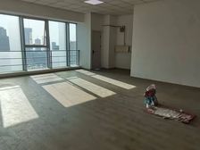 免费停车数码科技中心220平看海5万多套380平9万有钥匙