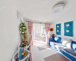 梨园 城铁· 新城阳光 南向两居,户型方正,三面采光
