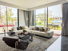 万宁兴隆精装别墅 现房三房两卫 亲海别墅 大花园泳池