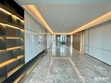 江山万里次新品质小区,带50万车位两个,业主诚售。