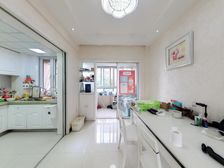 拎包入住万达广场荣安和院119.36平306.00万元