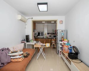 常发豪庭一居室,好采光,好地段,83%得房率