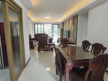 五象湖旁 龙光玖珑湖 123平4居 南北向精装修 拎包入住