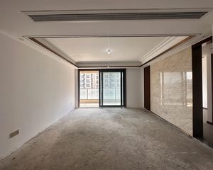 堇天府4室2厅3卫南北朝向485.0万元/套出售
