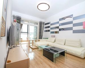 高尔夫花园两室精装采光视野好诚心出售