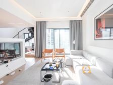 苏州河畔小高层复式,一梯两户附上40平露台和百万新装修