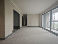 九龙坡区 里城樾公馆 三房 88万