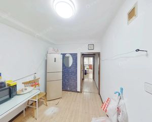 万泉可用!小南庄14号楼2层 南北2居室 看房方便紧邻地铁