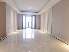 龙成壹号 系统房 好楼层 送车位 送车位 万达广场旁 新城樾