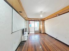 方正户型大三房 中间楼层采光好。有钥匙,看房方便