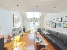 5房3厅3卫,200多平米使用率,全屋精装修,诚心出售