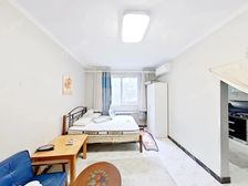 三源里南小街,一层上下楼方便,精装一居室,满五