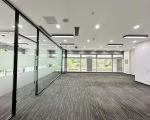 高新甲级办公室2楼,培训教育办公都适合,公摊小