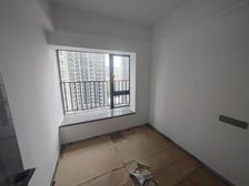 滨江东 刚需小三居 产权清晰 低容积 南北通透 看房方便