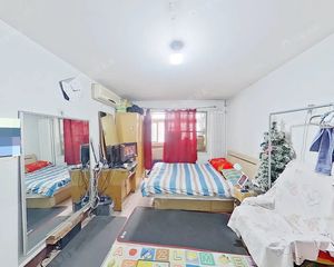 西坝河西里 带电梯 四条地铁围绕 交通方便